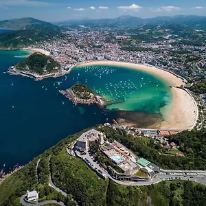 https://olatu-haundia-donostian.basquecountryhotels.org