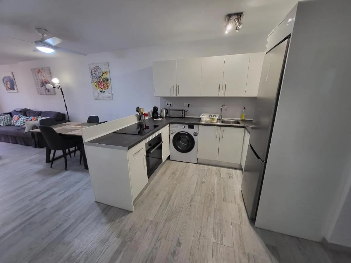 Castle Harbour 2 Apartment Los Cristianos  0*, Los Cristianos (Tenerife) Spain